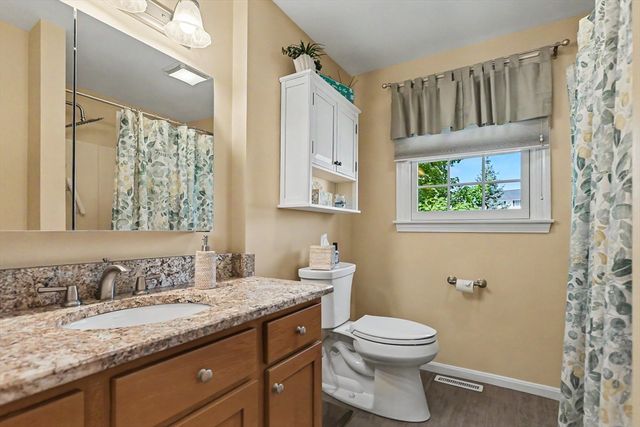 12 Christopher Drive 36, Methuen, MA 01844