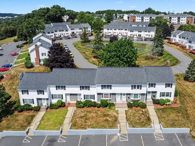 12 Christopher Drive 36, Methuen, MA 01844
