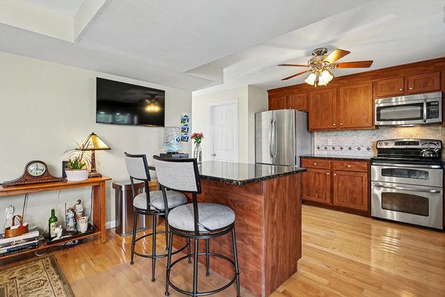 12 Christopher Drive 36, Methuen, MA 01844