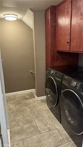 11300 Foothill Boulevard 33, Lakeview Terrace, CA 91342