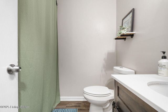 12119 Stroll Ct, Louisville, KY 40245