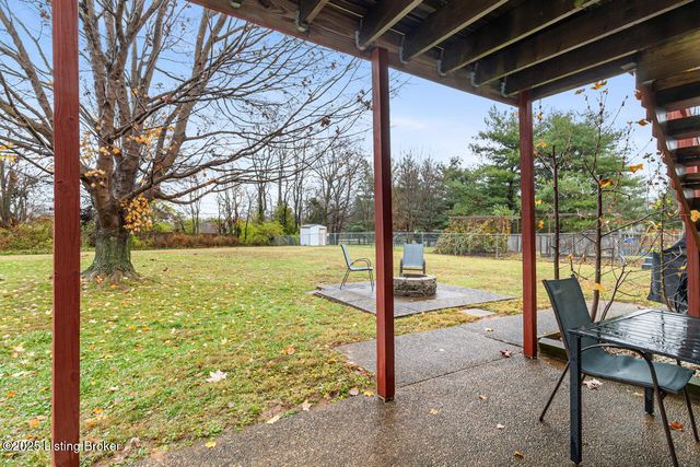 12119 Stroll Ct, Louisville, KY 40245