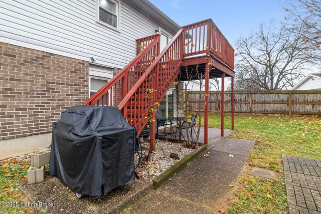 12119 Stroll Ct, Louisville, KY 40245