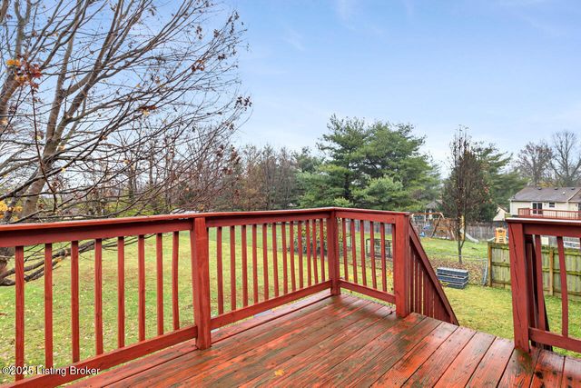 12119 Stroll Ct, Louisville, KY 40245