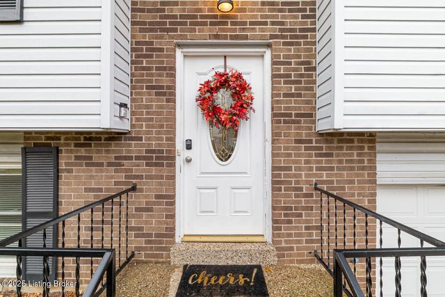 12119 Stroll Ct, Louisville, KY 40245