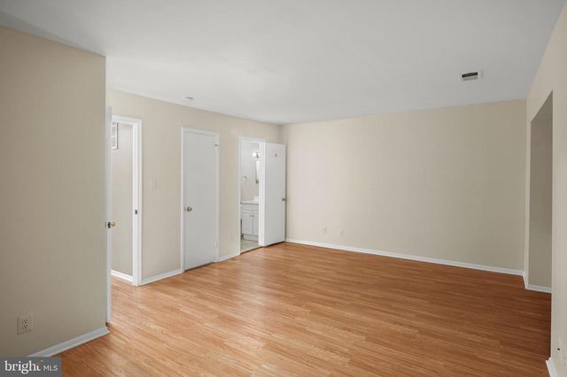 17500 HOSKINSON RD, Poolesville, MD 20837