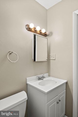 17500 HOSKINSON RD, Poolesville, MD 20837