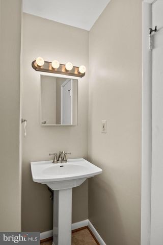 17500 HOSKINSON RD, Poolesville, MD 20837