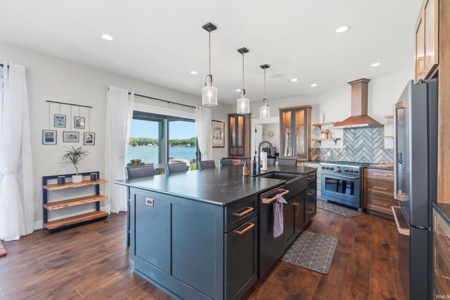680 LN 275 Turkey Lake, Hudson, IN 46747