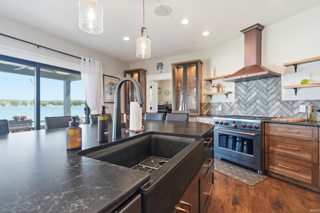 680 LN 275 Turkey Lake, Hudson, IN 46747