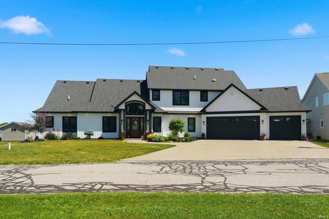 680 LN 275 Turkey Lake, Hudson, IN 46747