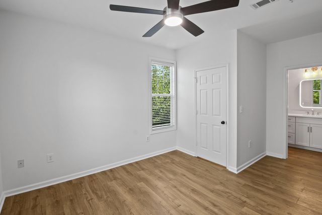 2033 Chatelain Way, Mount Pleasant, SC 29464
