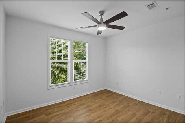 2033 Chatelain Way, Mount Pleasant, SC 29464