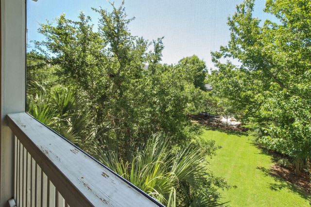 2033 Chatelain Way, Mount Pleasant, SC 29464