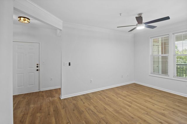 2033 Chatelain Way, Mount Pleasant, SC 29464