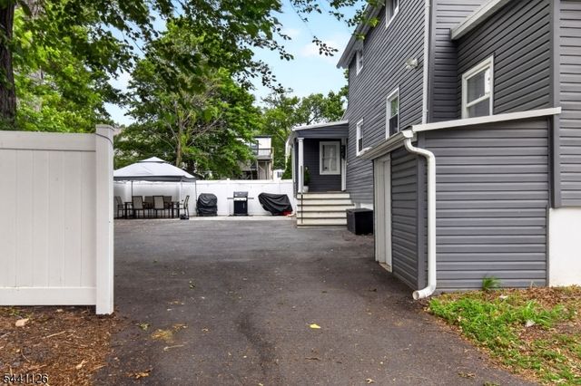336 North Ave, Garwood Boro, NJ 07027