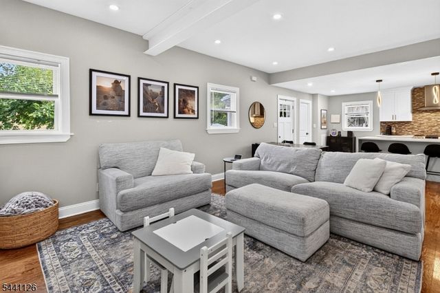 336 North Ave, Garwood Boro, NJ 07027