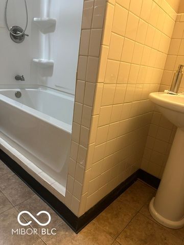 800 N Park Avenue, Indianapolis, IN 46202