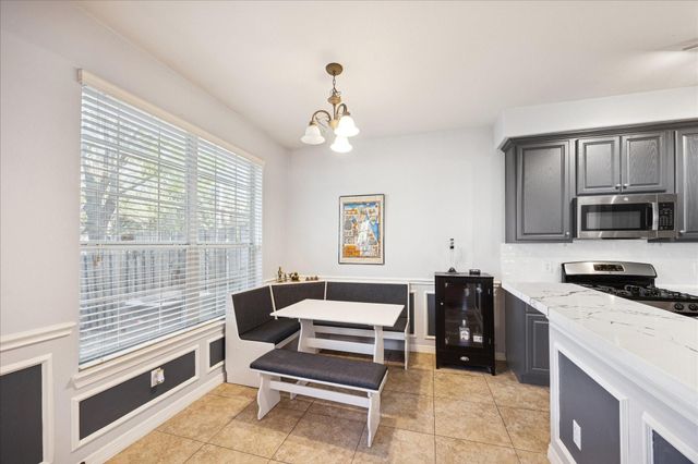 6426 E Linpar Court, Houston, TX 77040