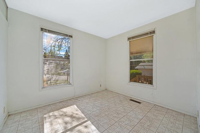 650 Leduc St, Grass Valley, CA 95945