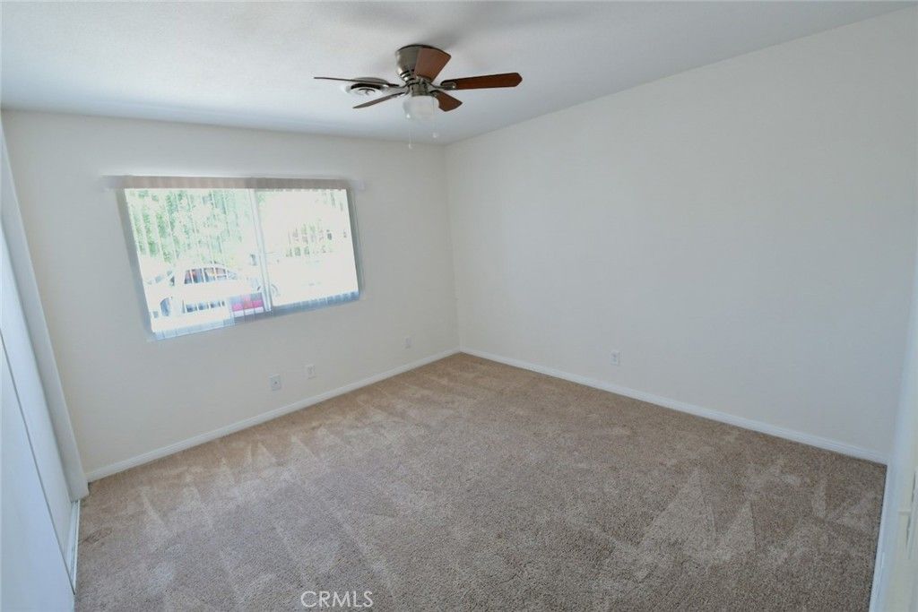 Image 9 of property listing at 815 Coral Avenue, Hemet, CA 92543