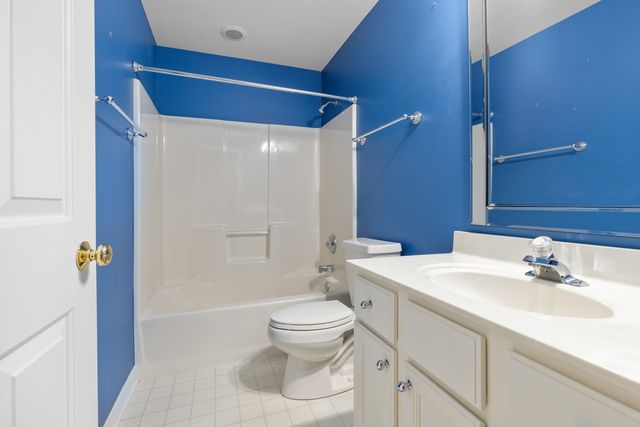 2846 COTSWOLD Circle, Rockford, IL 61114