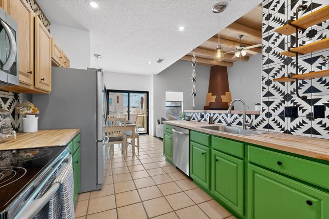 4312 Woodrose Road NW, Albuquerque, NM 87114