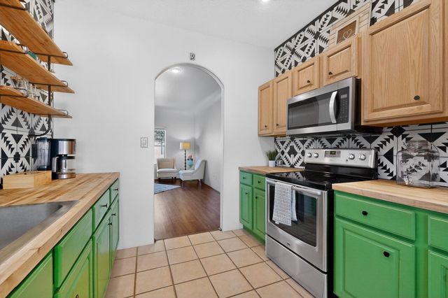 4312 Woodrose Road NW, Albuquerque, NM 87114