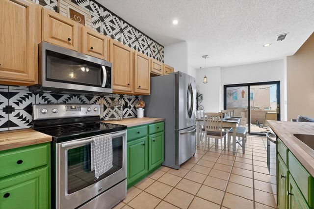 4312 Woodrose Road NW, Albuquerque, NM 87114