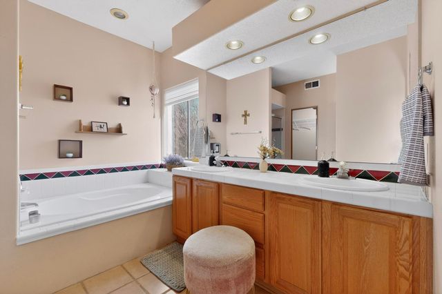 4312 Woodrose Road NW, Albuquerque, NM 87114