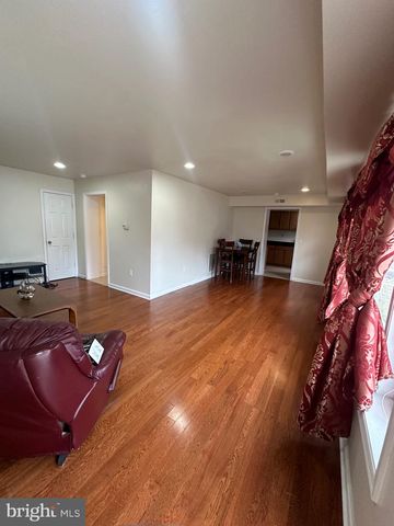 6621 STOCKTON LN, Hyattsville, MD 20784