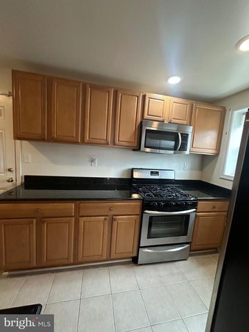 6621 STOCKTON LN, Hyattsville, MD 20784