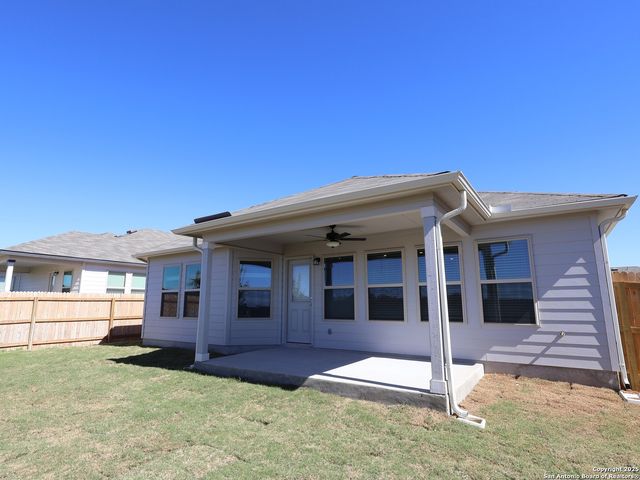 2804 Whiskey Pass, Seguin, TX 78155
