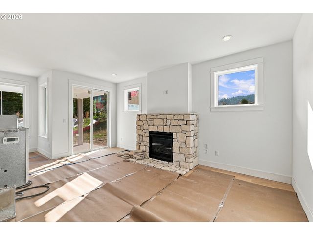 3606 Sw LILLYBEN Ave, Gresham, OR 97080
