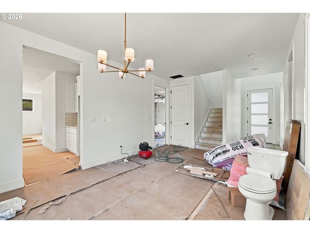 3606 Sw LILLYBEN Ave, Gresham, OR 97080