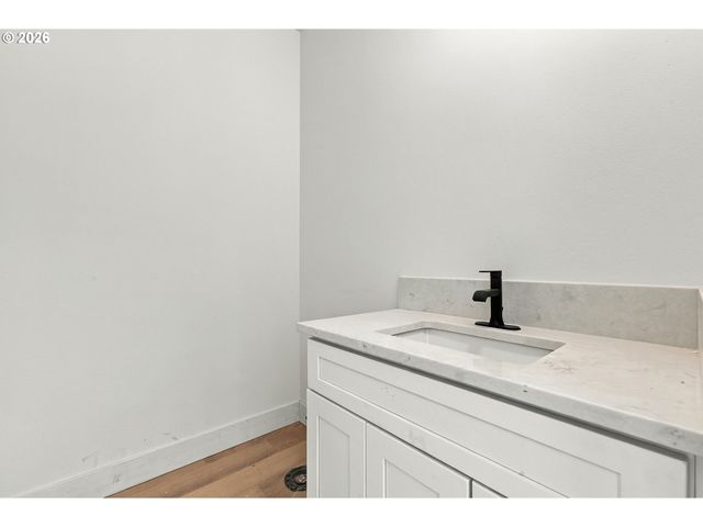 3606 Sw LILLYBEN Ave, Gresham, OR 97080