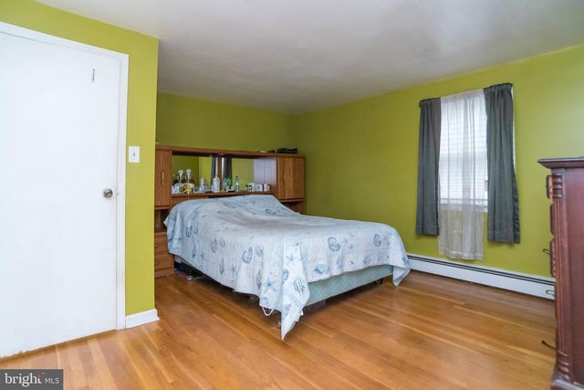 1118 N 5TH ST, Perkasie, PA 18944