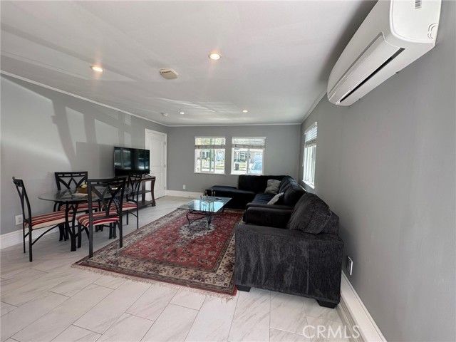 23003 Brenford, Woodland Hills (los Angeles), CA 91364