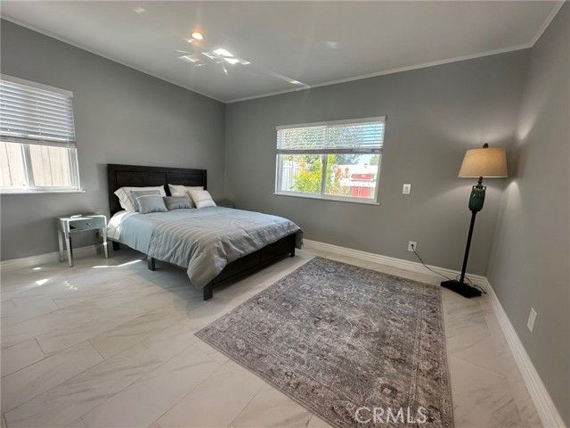 23003 Brenford, Woodland Hills (los Angeles), CA 91364