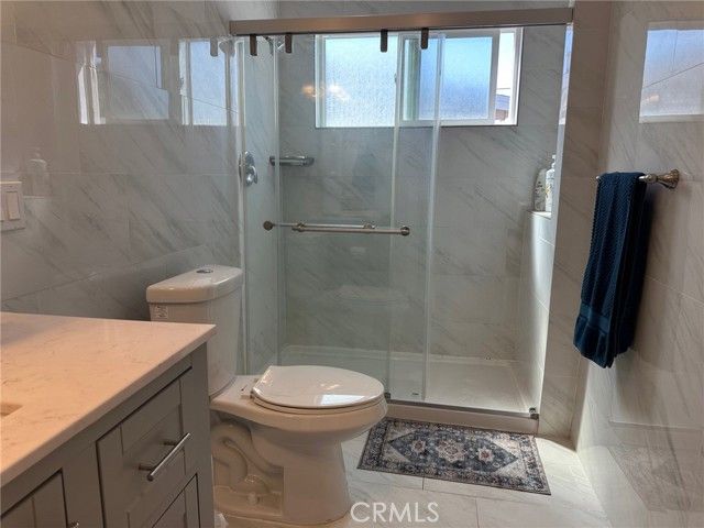 23003 Brenford, Woodland Hills (los Angeles), CA 91364