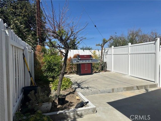 23003 Brenford, Woodland Hills (los Angeles), CA 91364