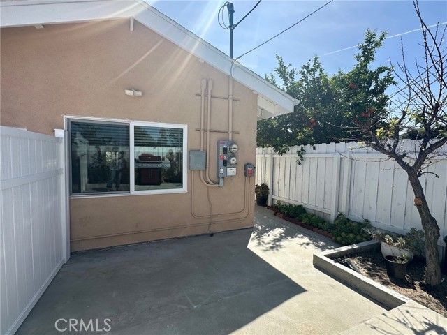 23003 Brenford, Woodland Hills (los Angeles), CA 91364