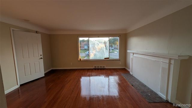 18072 Hubbell Street, Riverview, MI 48235