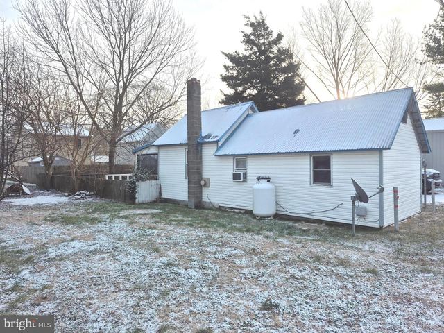 305 S MAPLE AVE, Ridgely, MD 21660