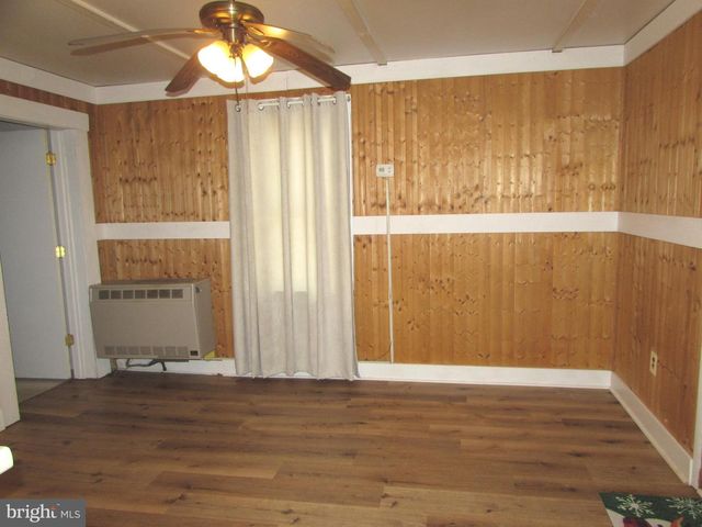 305 S MAPLE AVE, Ridgely, MD 21660