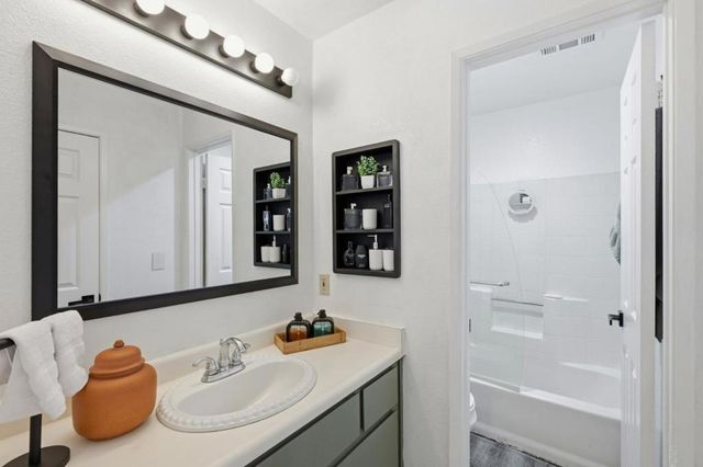 1204 Wisconsin Street, San Francisco, CA 94107