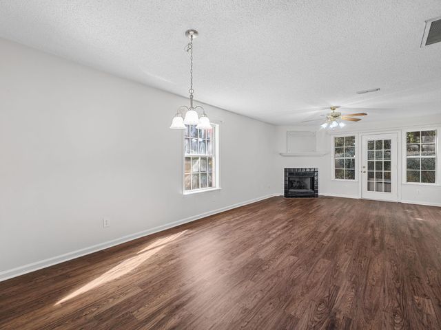 1129 Webber Way, Spartanburg, SC 29307