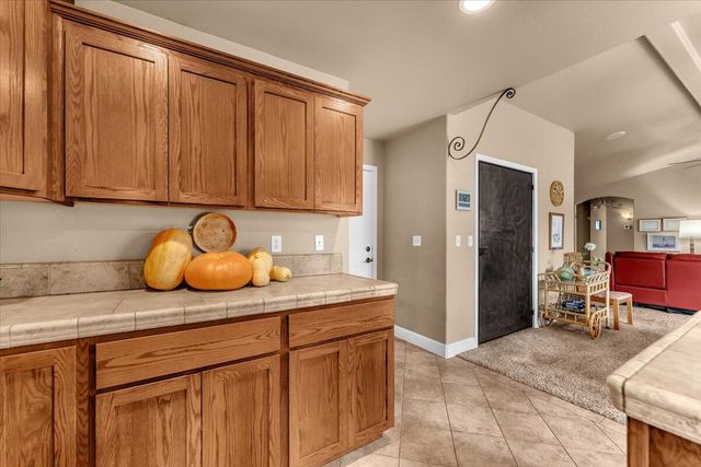 19572 Covington Mill Drive, Cottonwood, CA 96022