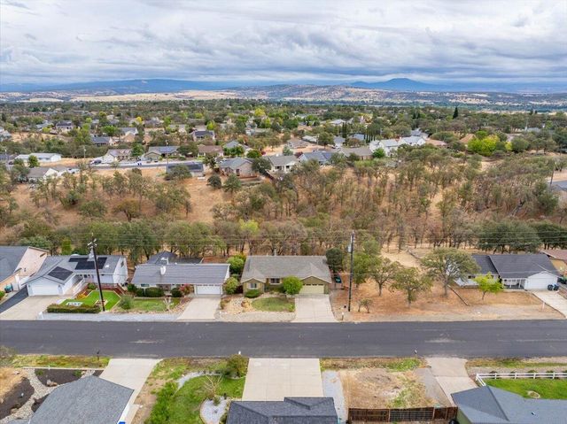 19572 Covington Mill Drive, Cottonwood, CA 96022