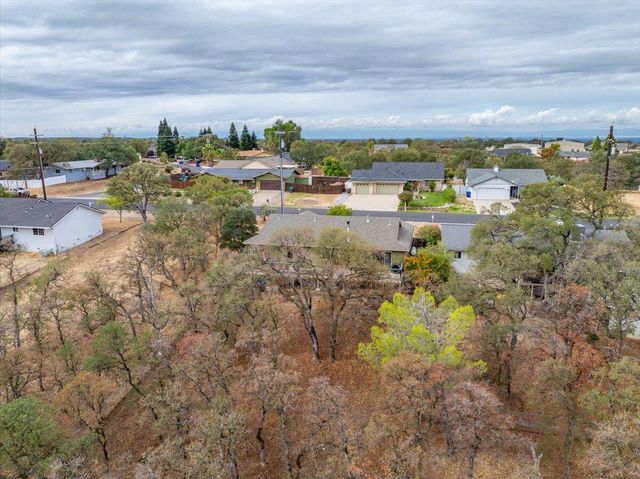 19572 Covington Mill Drive, Cottonwood, CA 96022